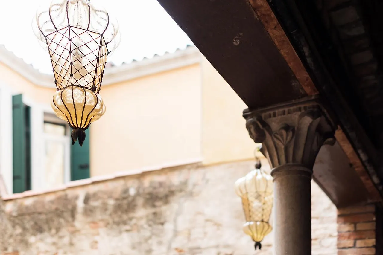 B&B Casin Dei Nobili Venice 2*,