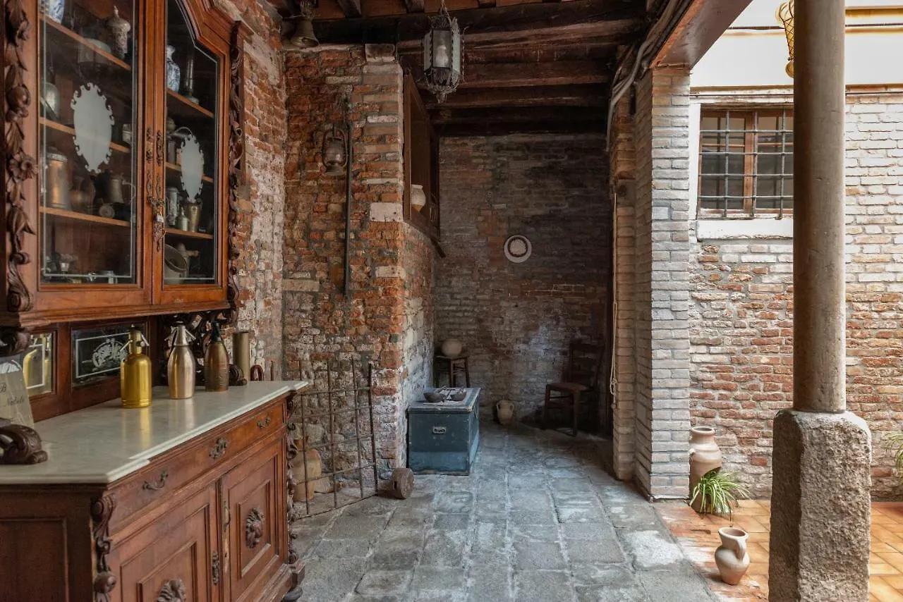 B&B Casin Dei Nobili Венеция 2*,